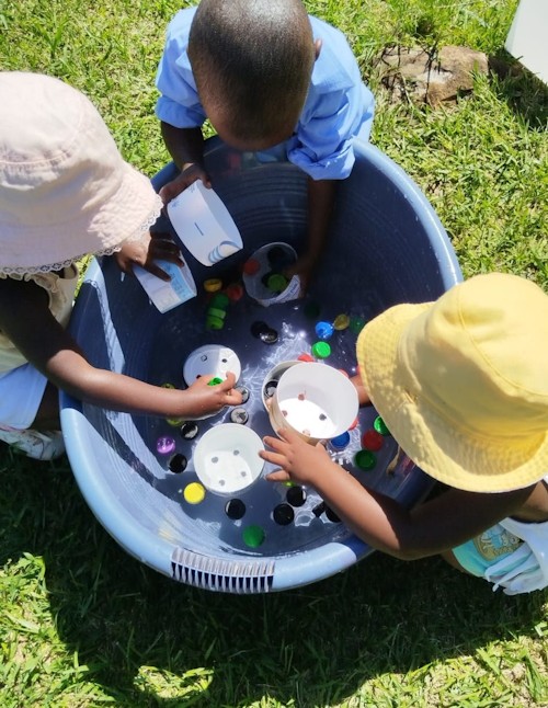 singakwenza toys for hot weather