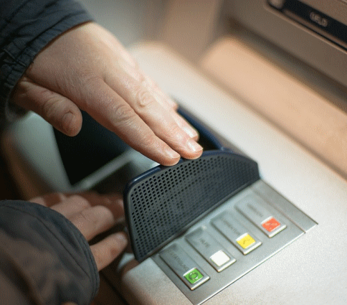 hilton atm theft kss warn