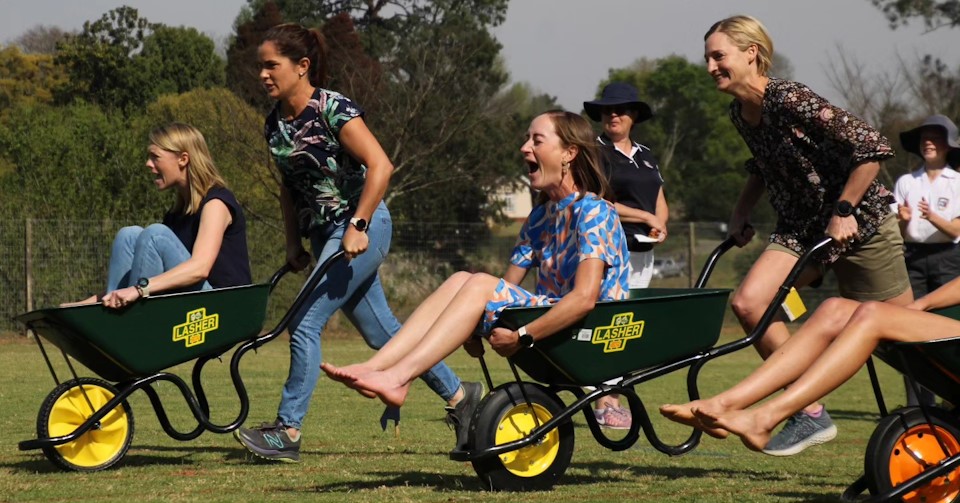 wheelbarrow race